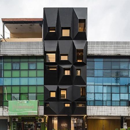 Qub Rooms Semarang Exterior foto